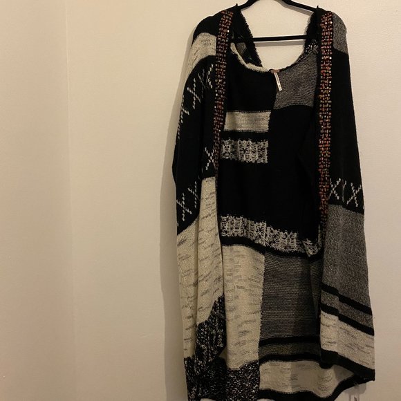 NWT Free People Solstice Spirit Poncho Patchwork Hooded Cardigan Size XS/Small - Picture 6 of 12